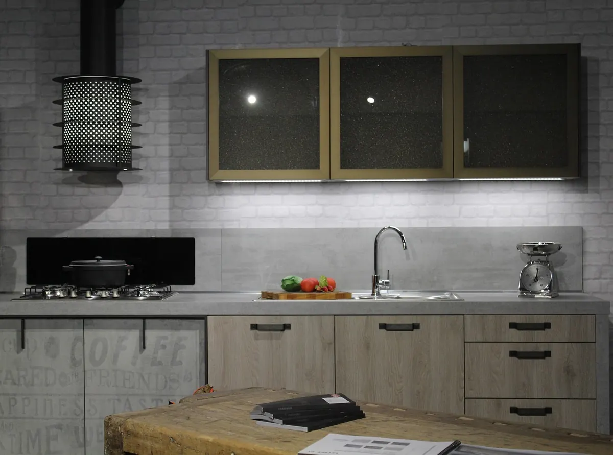 How to Choose the Right Range Hood for Your Kitchen